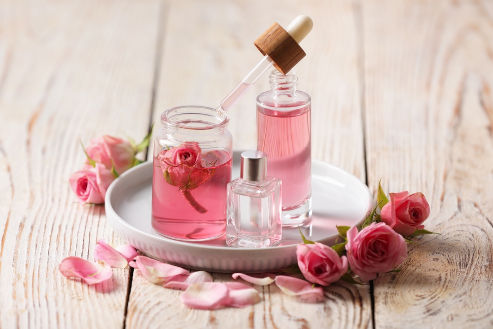 The process of distilling rose oil and the methods of extraction